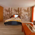 Casa Del Mar Aparthotel
